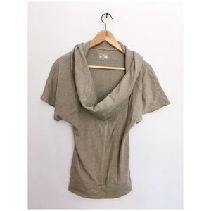 Beau chandail à grand col ✨